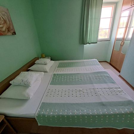 Apartmani Dusica ルンバルダ エクステリア 写真