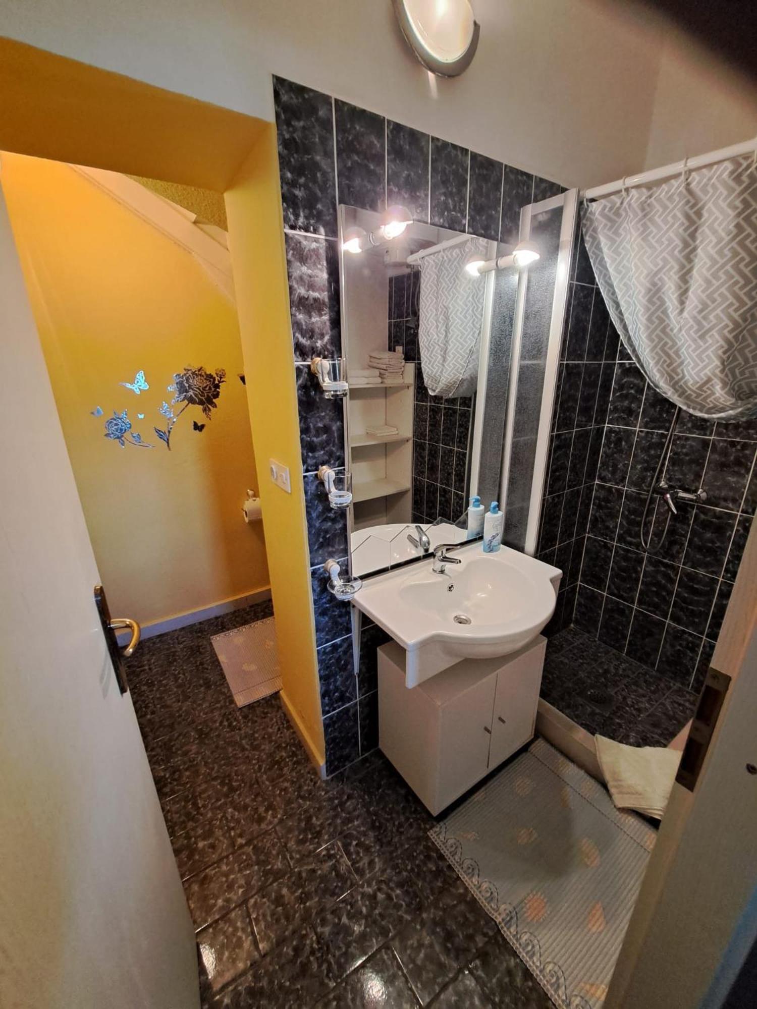 Apartmani Dusica ルンバルダ エクステリア 写真