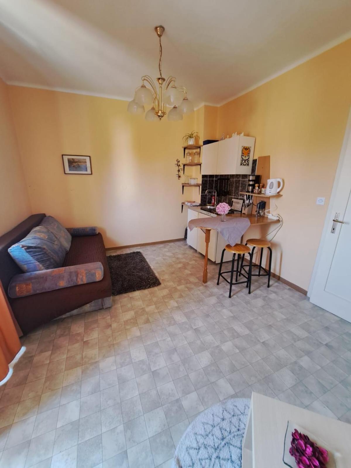 Apartmani Dusica ルンバルダ エクステリア 写真