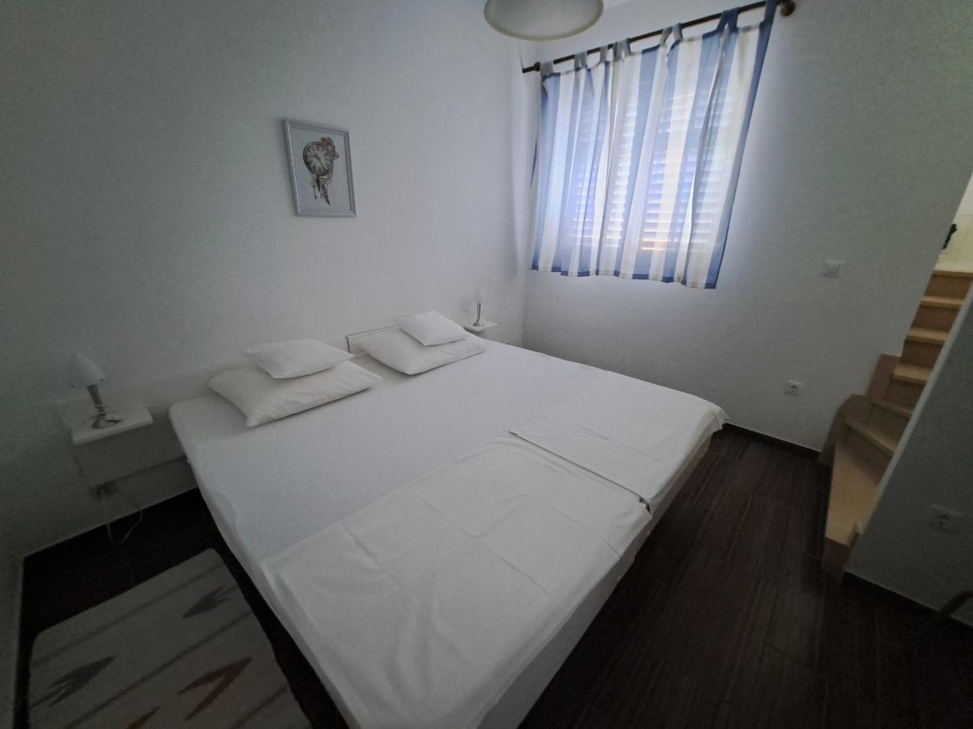 Apartmani Dusica ルンバルダ エクステリア 写真