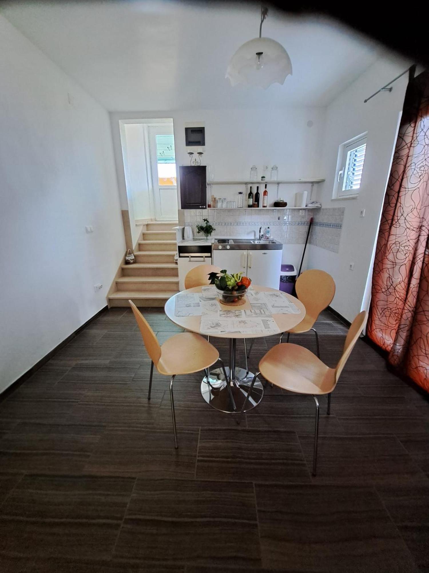 Apartmani Dusica ルンバルダ エクステリア 写真