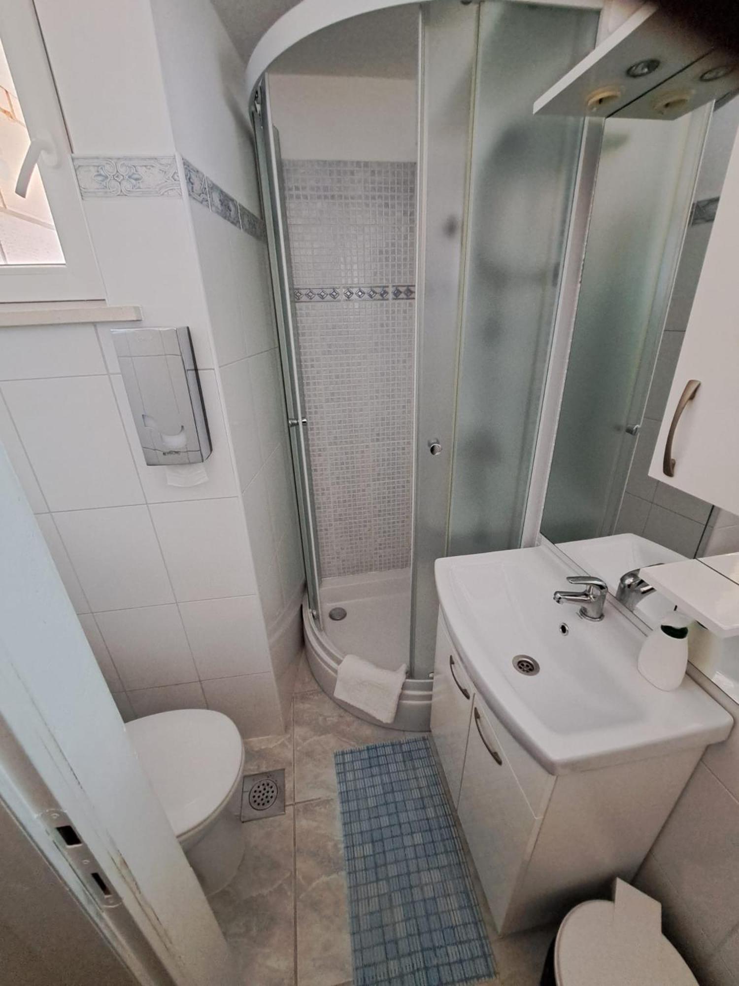 Apartmani Dusica ルンバルダ エクステリア 写真